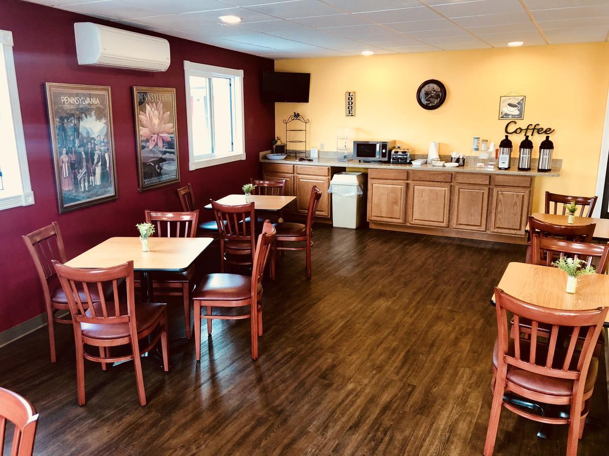 Hampton Inn Harrisburg Bagian luar foto